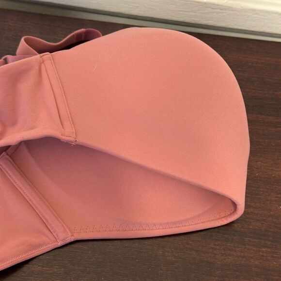 Wacoal wire free soft  bra size 38B, NWT - Picture 10 of 10